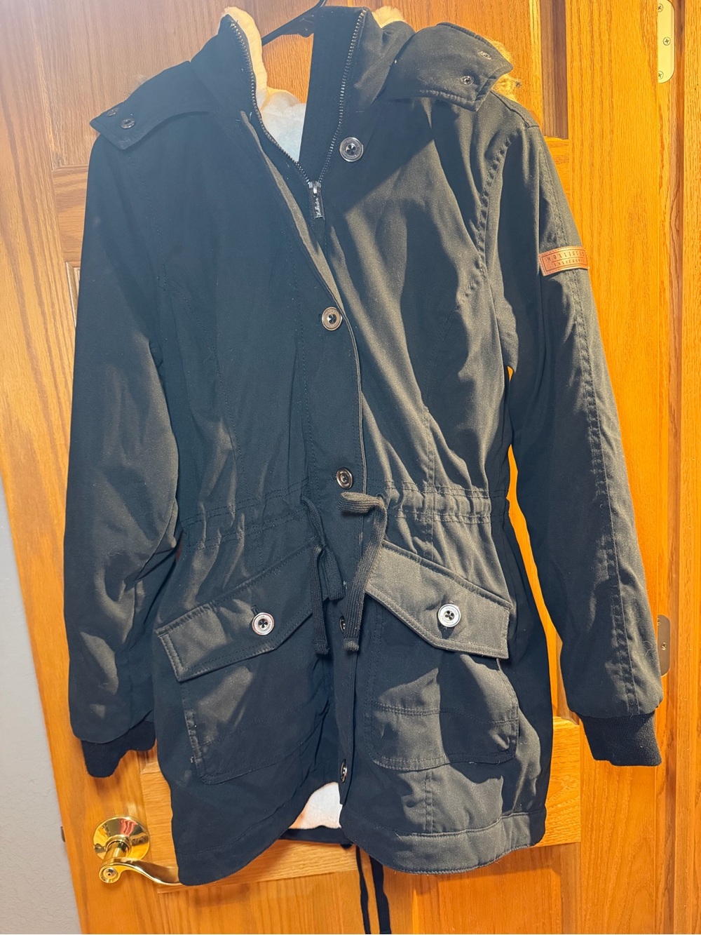 Black Women's Parka Jacket with Sherpa Lining